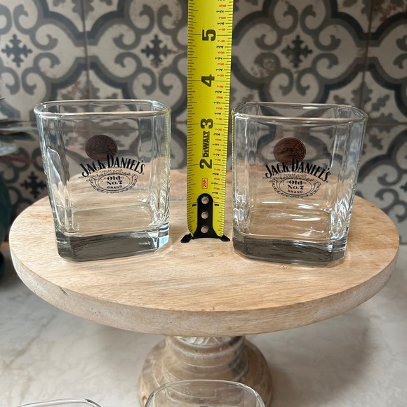 VINTAGE COLLECTOR’S JACK DANIELS 1914 GOLD MEDAL AWARD WHISKEY GLASSES- set of 6 - Picture 7 of 8